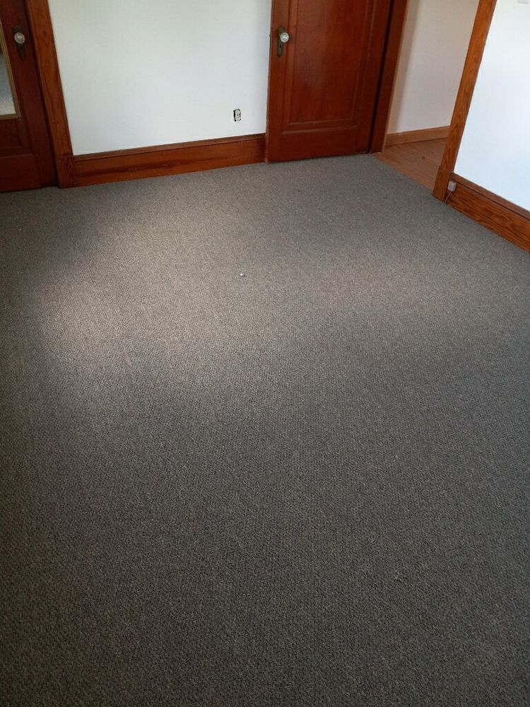 Professional Office : 112 Clinton Ave, Winslow, ME, 04901